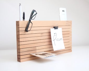 Picum - card holder, pin board, pin collector, organizer, order system, storage, nursery, keyboard, mail rack, mobile phone holder