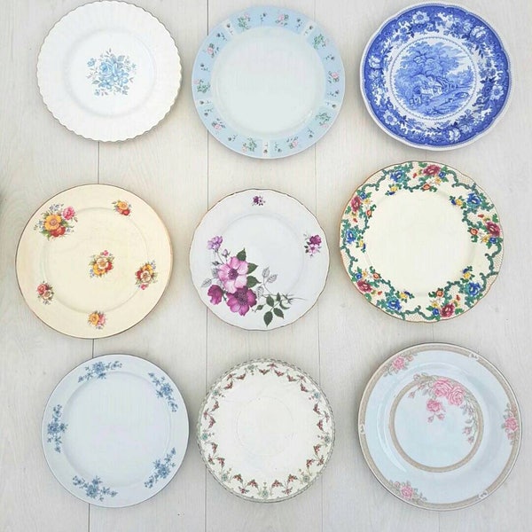 10 Dinner plate, vintage plates, vintage crockery, mismatch China, mismatch crockery, wedding China, wedding crockery, bulk plates, teaparty