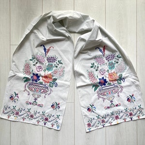 Vintage Ukrainian Embroidered Rushnyk, Traditional Cross Stitch Embroidery, Wedding Towel, Floral Ornament Table Runner, Dresser Scarf