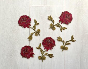 Gestickte Blumen-Patches, Vintage rote Rosen-Blumenapplikations-Lot, dekorative Spitzenstücke