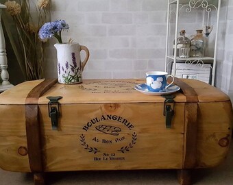 rustic Trunk Chest Coffee table Industrial French Vintage Army Trunk Chest Blanket TVST, Free Delivery to USA, Canada, Australia & europe