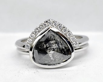 2.89ct Salt and Pepper diamond engagement ring.