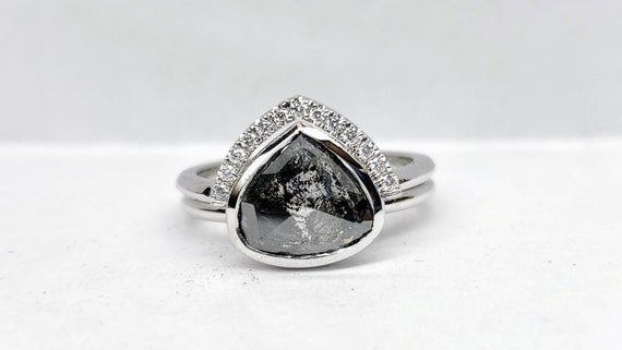 2.89ct Salt and Pepper diamond engagement ring.