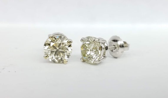 1.90 carat Diamond stud earrings, White gold diamond earrings.