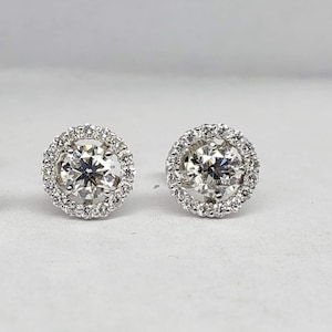 1.5 carat Diamond stud earrings with halo