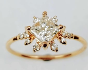 Princess cut square engagement ring, Princess cut diamond ring, princess cut diamond ring.
