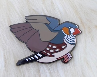 Pinzón cebra de esmalte duro: broche de pájaro estilo art déco