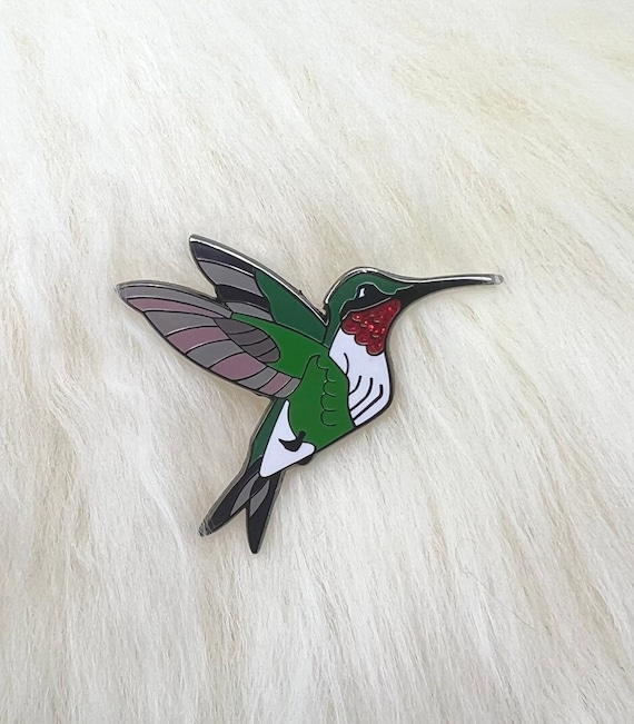 Hummingbird pin on sale
