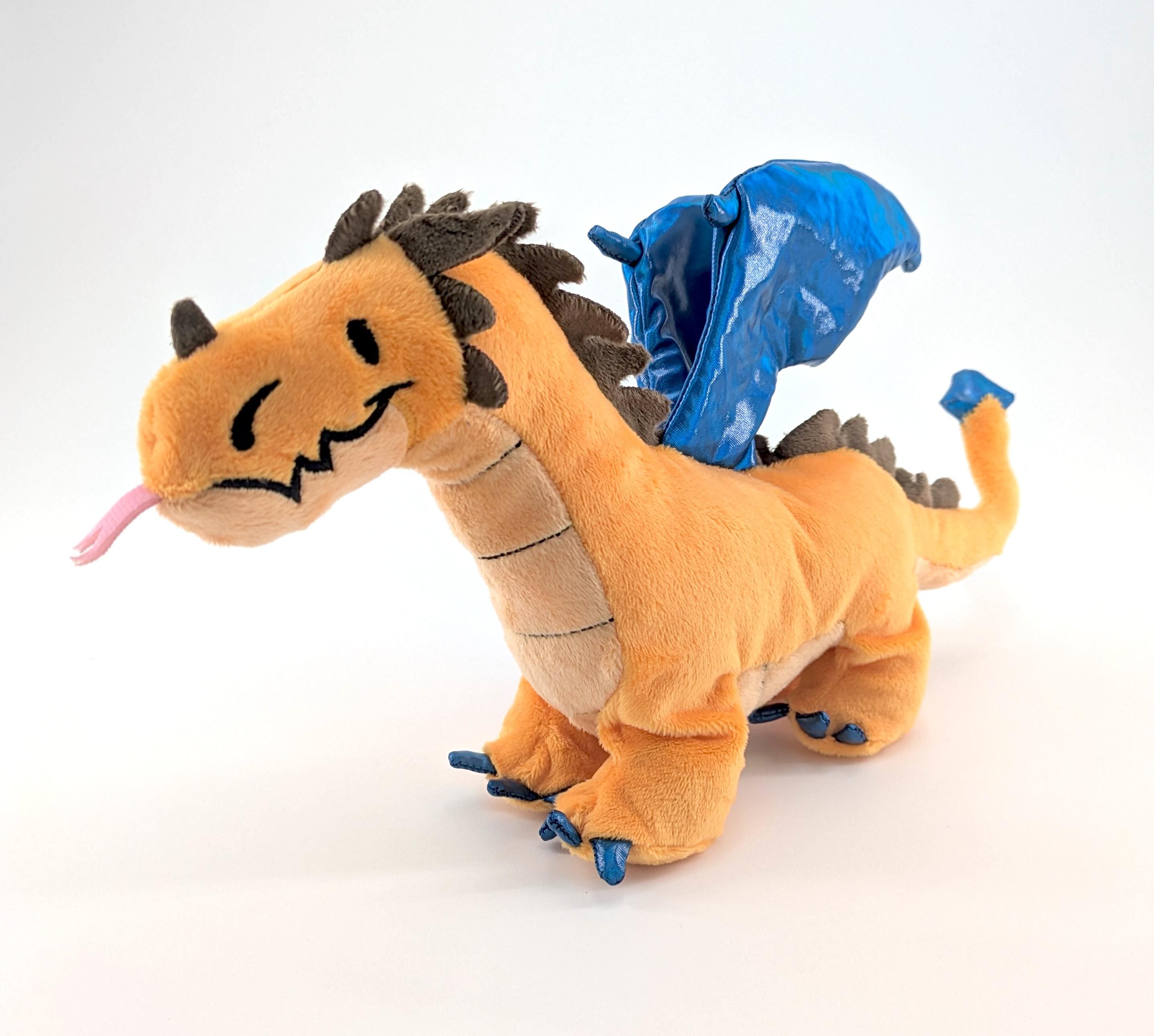 オレンジドラゴンのぬいぐるみ：ポーズをとらせることができる羽