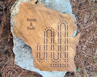 Wisconsin Two Track Personalized Cribbage Board, Continuous Track with Pegs, Wooden Game, State Gift, Wooden Cribbage Board, Gift for Gamer