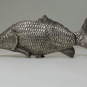 Metal fish towel holder/ photo/ Vintage