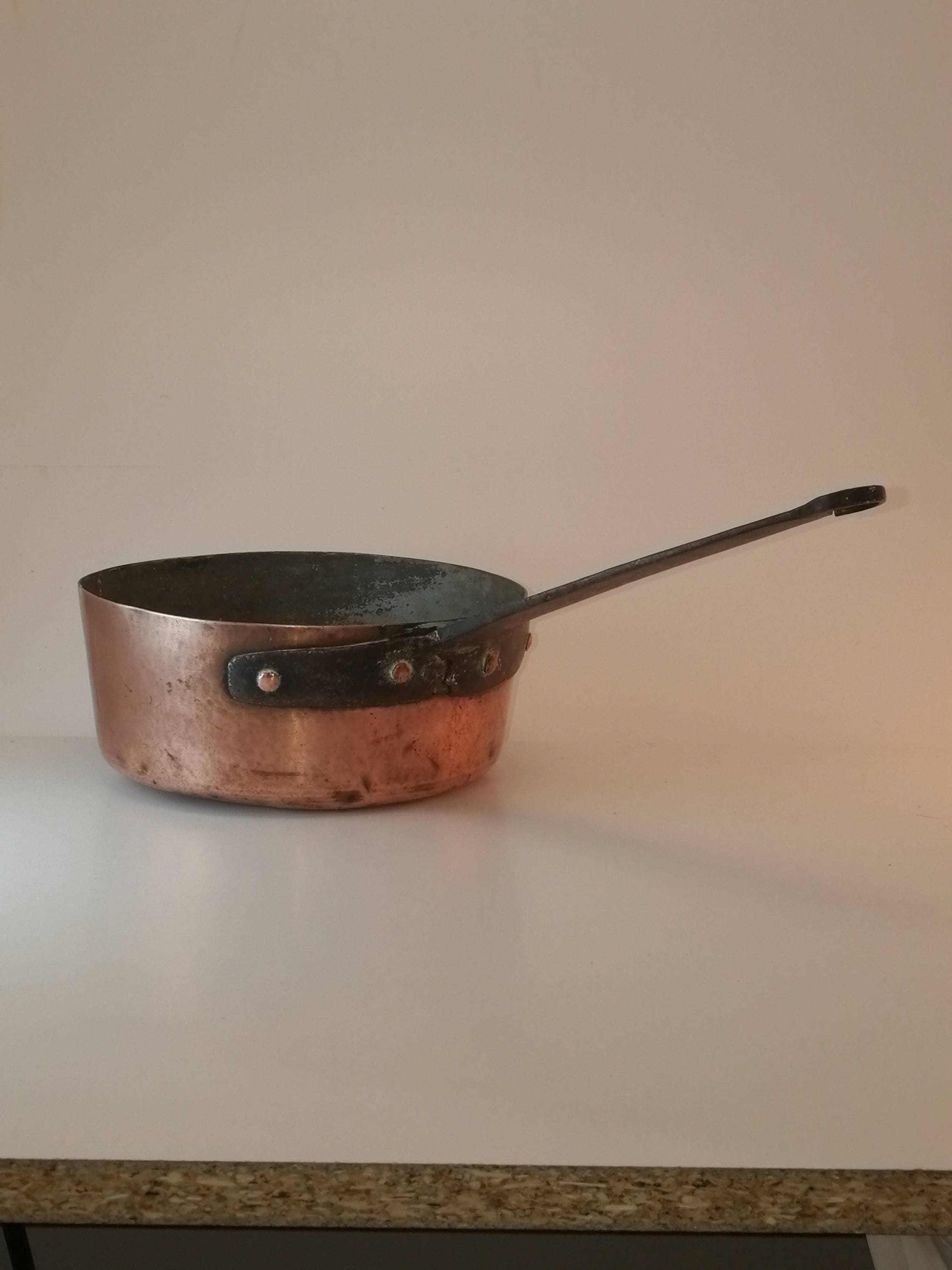 Casserole en Cuivre Ancienne Rivetée /Vintage/Diamètre 20 cm/8/Français