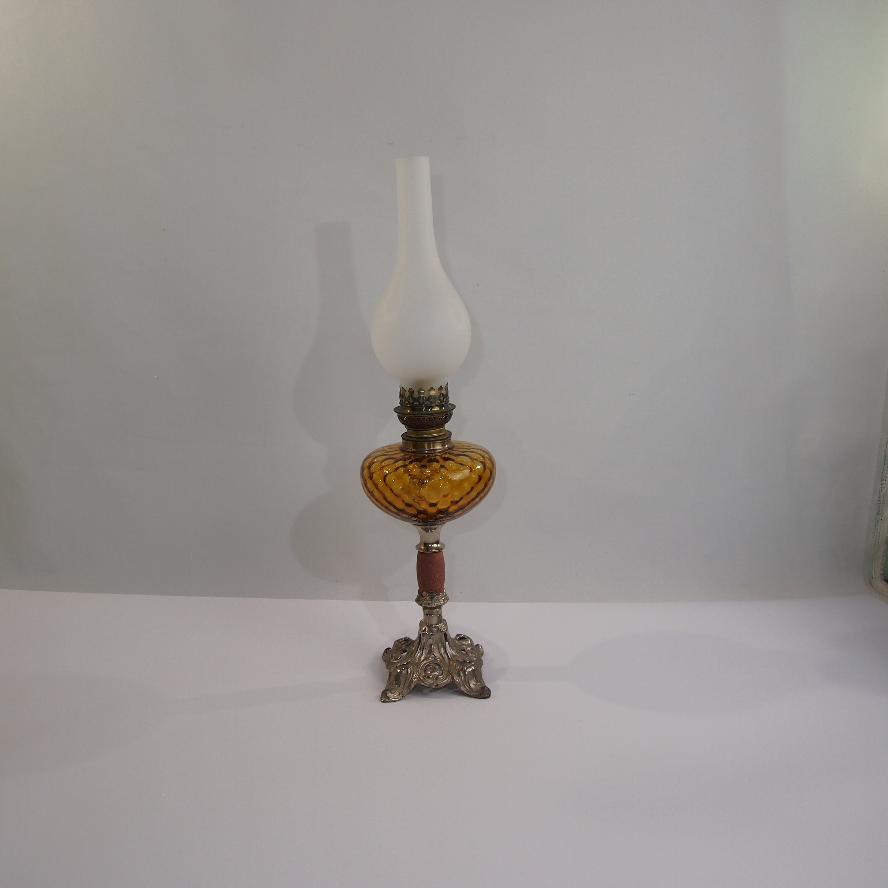 Lampe à Pétrole Xixe Siècle