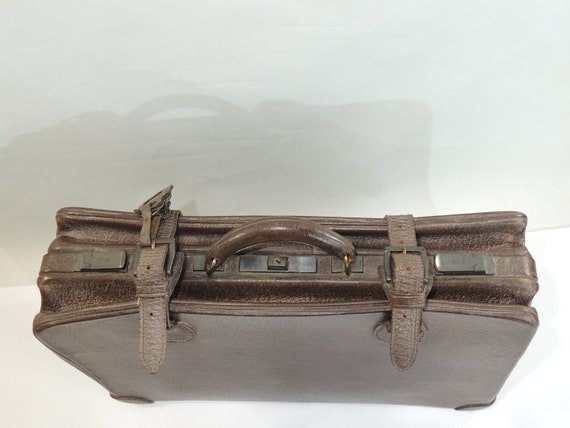 1920's Vintage Peerless Luggage Suitcase Leather - Gem