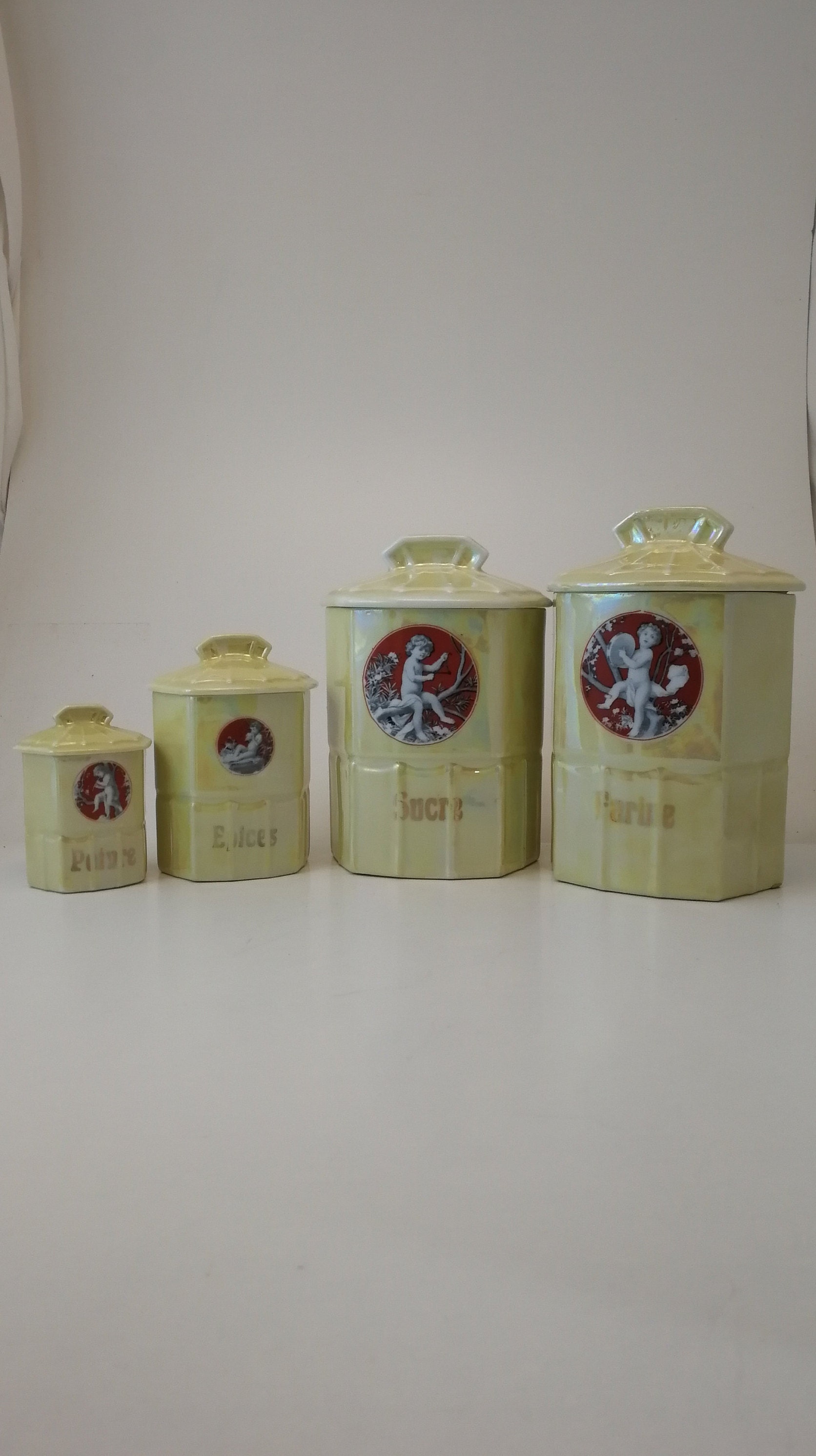 ensemble de 4 pots à épices anciens - jaune irisé marque epiag/pot épices/made in czechoslovakie/ tchécoslovaquie