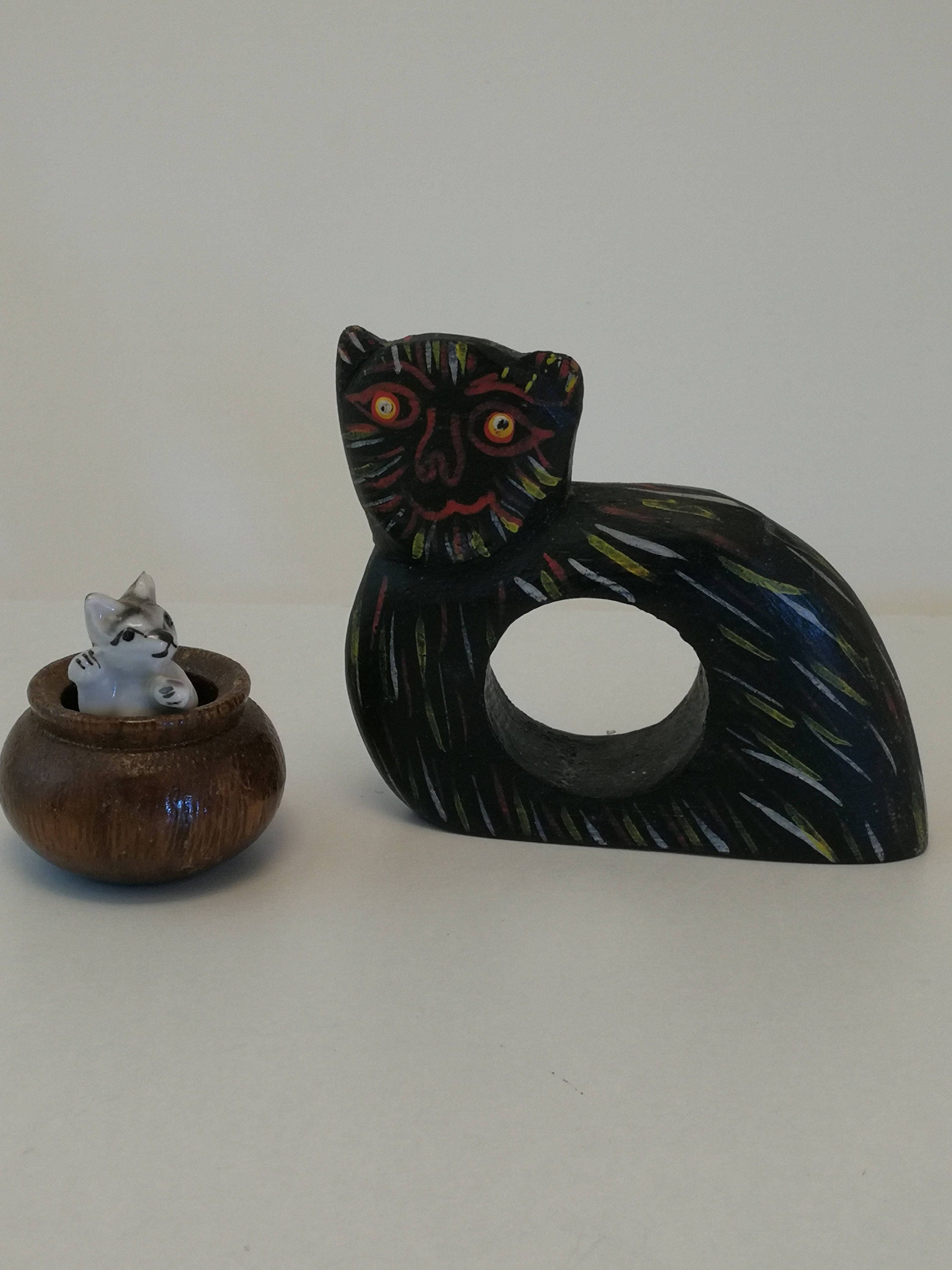 Handgemaakt houten kattenbeeldje: Valentijnsdagdecor - België