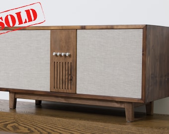 SOLD! VintageSonic stereo bluetooth audiostation. Similar can be made to order.