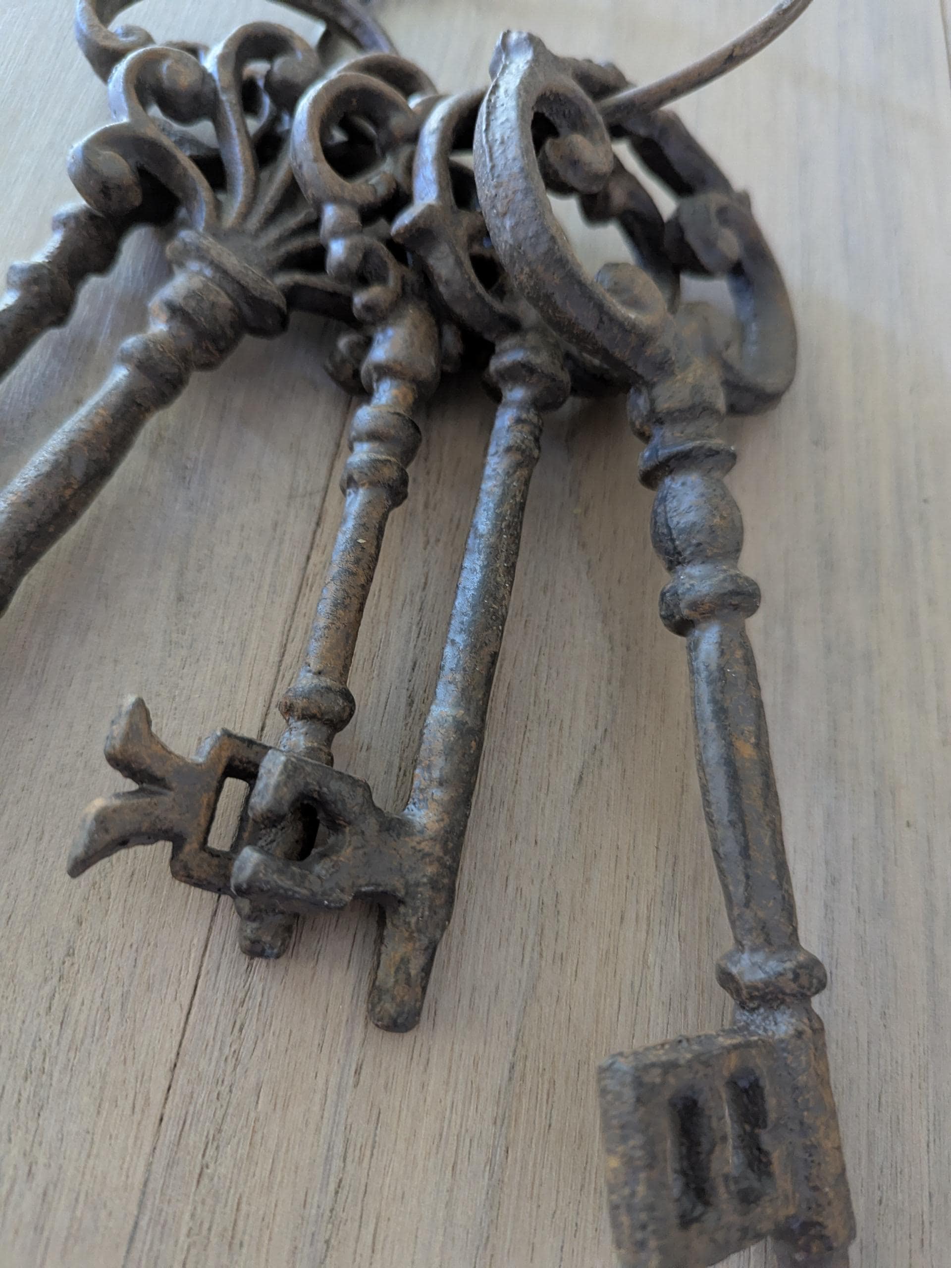 Cast Iron Vintage Key Ring Set: Rustic Garden Decor, Antique Style - Etsy