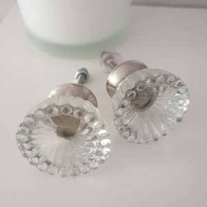 Elegant Crystal Knob for Cabinets, Glam Drawer Pull, Glass Door Knob, Furniture Hardware, Decorative Knob, lotus flower, sparkling glass