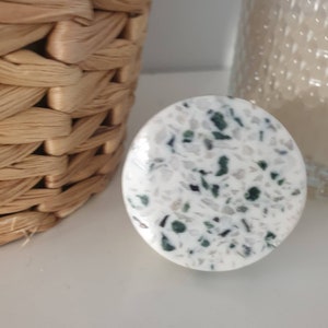 Australia Star Seller Round Terrazzo Resin Cabinet Knobs Door Knobs Furniture Drawer Bedside Cabinet Kitchen Hamptons Luxe coastal Navy