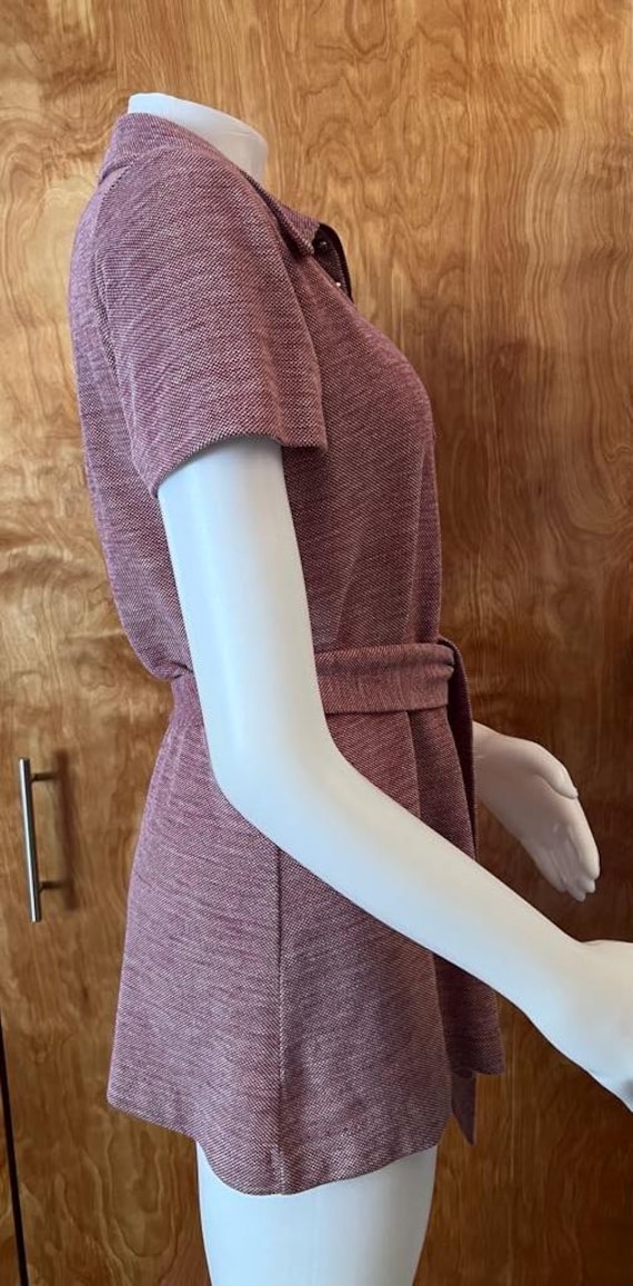 Vintage 1970s womens tunic top with belt red zipp… - image 3
