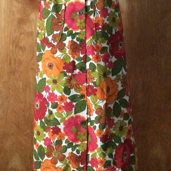 Vintage maxi skirt 1970’s barkcloth floral print button front pockets bright bold colors 1960’s maxi skirt hippie boho chic festival skirt