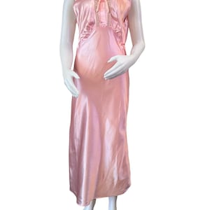 Liquid satin nightgown pink 1940s 1930s lace trim V-neck and  v back waist ties pristine condition vintage honeymoon vintage lingerie