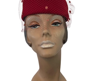 Vintage red velvet hat with veil bucket hat 1950s 1960s holiday hat