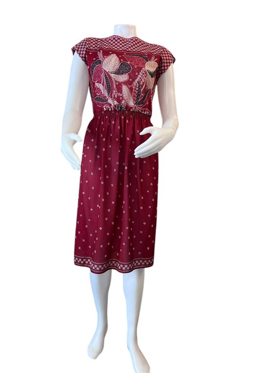 Vintage 1970s dress Melissa Petites burgundy boho print