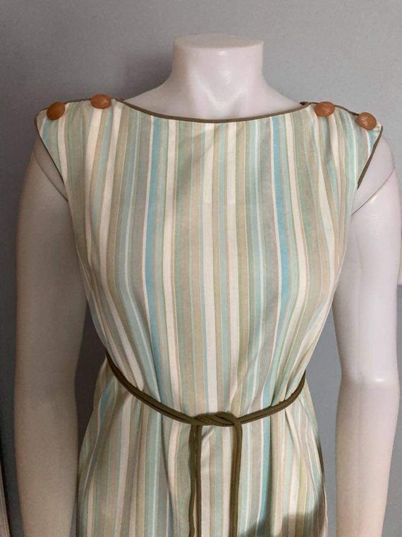 Vintage shift dress 1950s 1960s cotton pastel str… - image 3