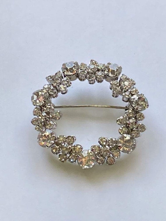 Vintage rhinestone brooch circle pin sparkly broo… - image 2