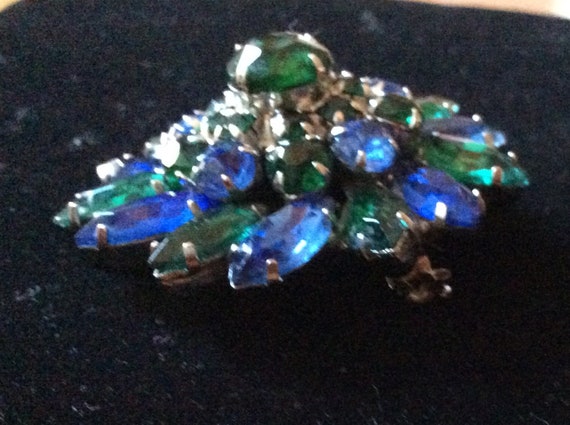 Vintage brooch marquis blue glass marquis green g… - image 7
