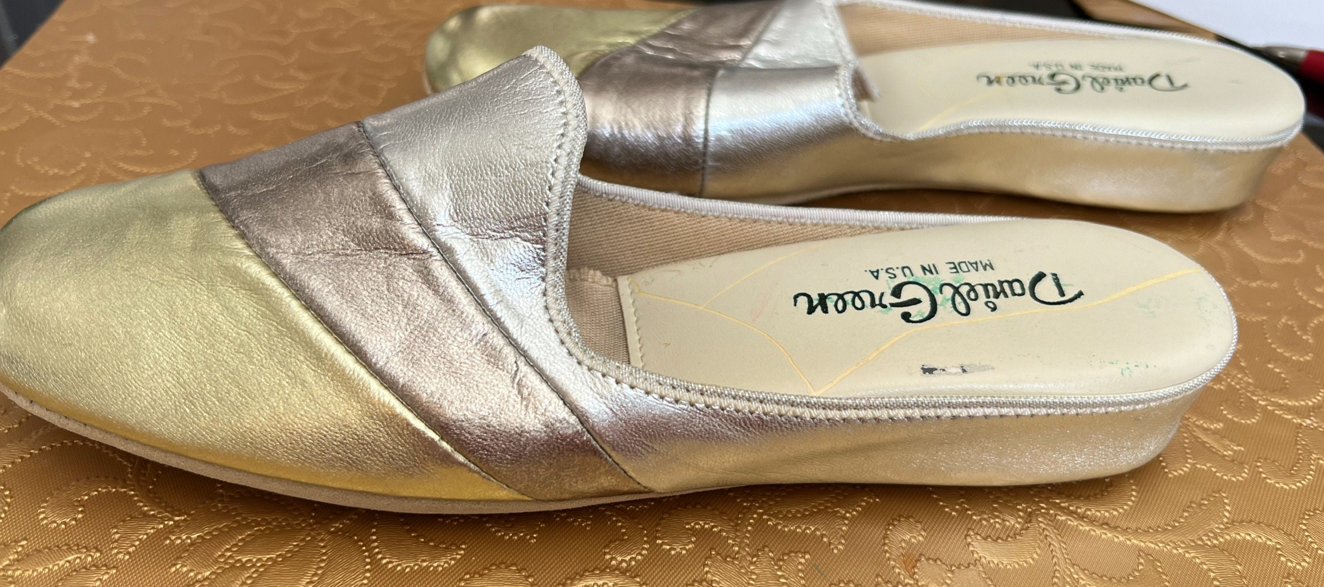 Daniel green glamour clearance slippers on sale
