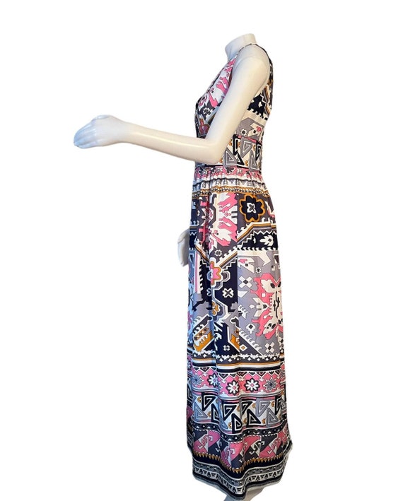 mod abstract border print maxi dress 1960s v neck… - image 5