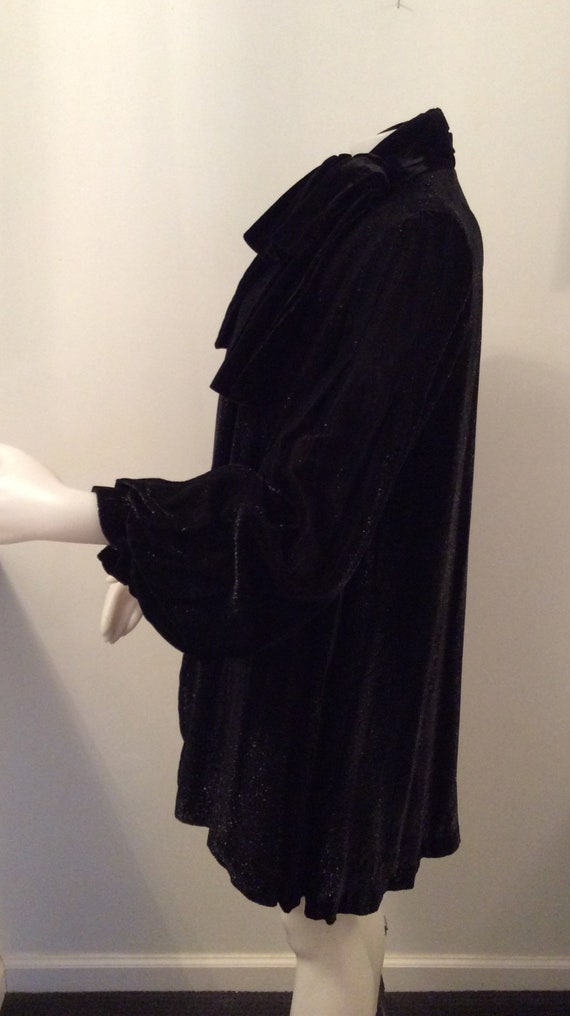 Vintage 1940’s black sparkly opera coat with velv… - image 8