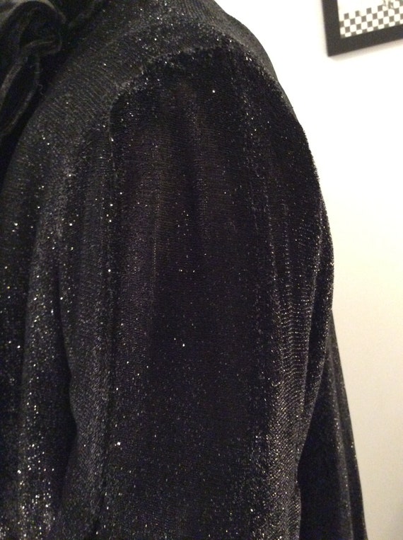 Vintage 1940’s black sparkly opera coat with velv… - image 7