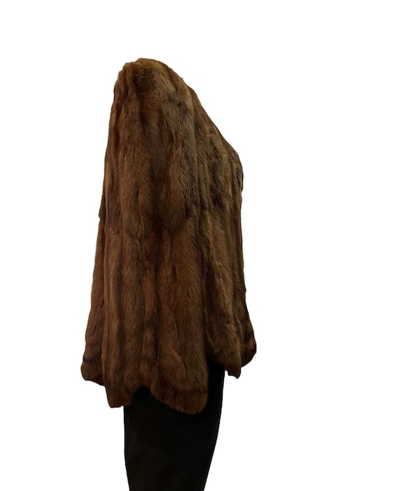 Vintage fur cape 1940s fur brown cape with arm ho… - image 5