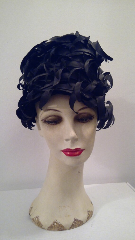 Miss Dior created by Christian Dior vintage hat 19