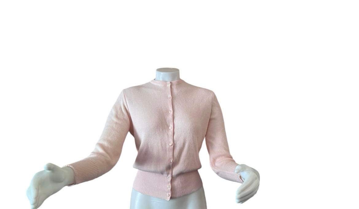 Sweaters & Sweatshirts  Pantaloons Pink Shrug XS In New Condition