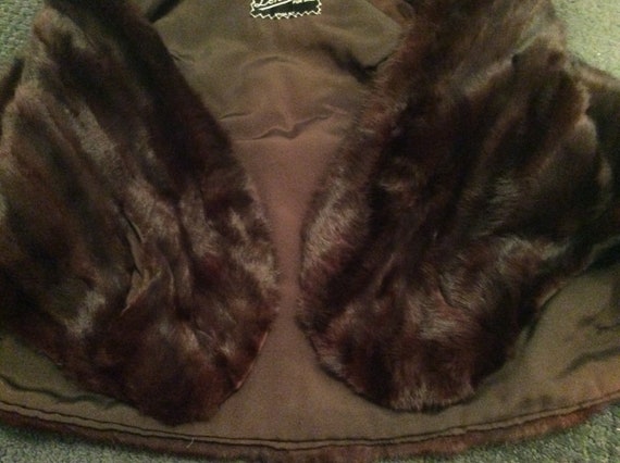 Vintage fur cape dark brown with pockets fur stol… - image 6