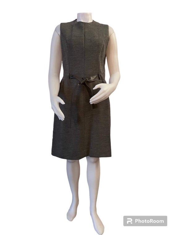 1960s gray sleeveless dress with belt Plaza Squar… - image 1