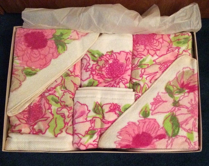 Vintage SPRINGMAID Bath Towel Set Vintage Pink Floral Towels Etsy