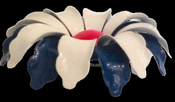 Vintage enamel brooch large flower red white and … - image 5