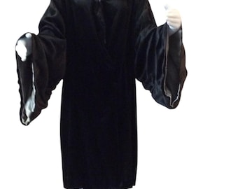 Vintage 1920s Black Silk Velvet Opera Coat, Wide Sleeves