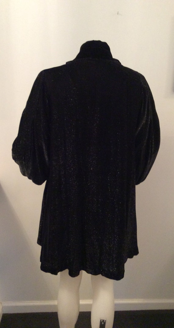 Vintage 1940’s black sparkly opera coat with velv… - image 5