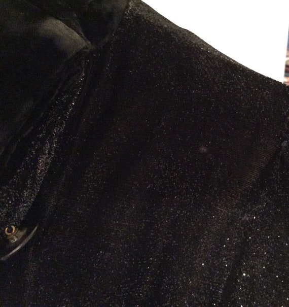 Vintage 1940’s black sparkly opera coat with velv… - image 9