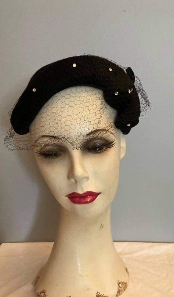 Vintage black wool cocktail hat with netting rhin… - image 1