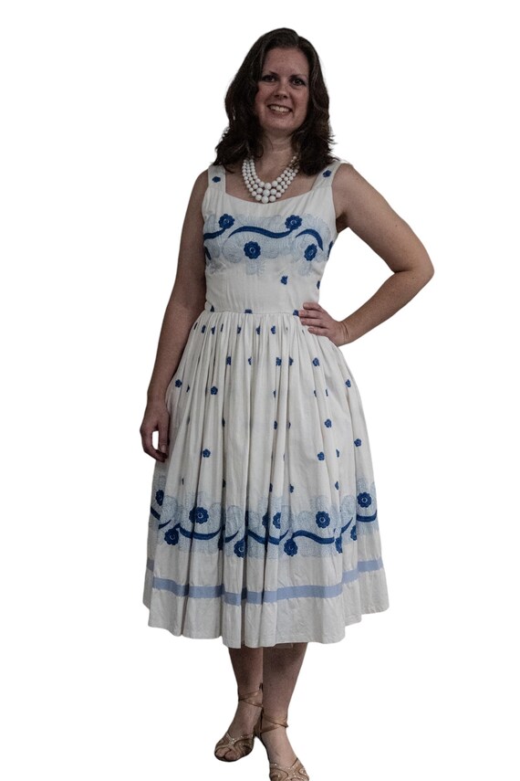 Vintage 1950s Dress Anne Fogarty Margot Inc. Sun Dress White With Blue  Embroidery Size Small - Etsy Hong Kong
