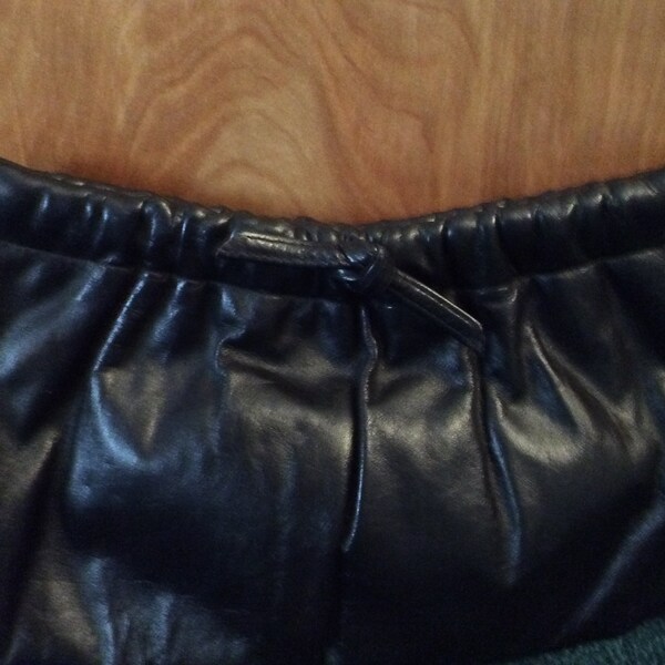 Vintage black leather shoulder bag 1960’s purse cross body Mardone USA vintage purse