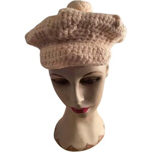 Vintage winter newsboy style hats off white womens knit hat 1970s style winter hat womens newsboy hat